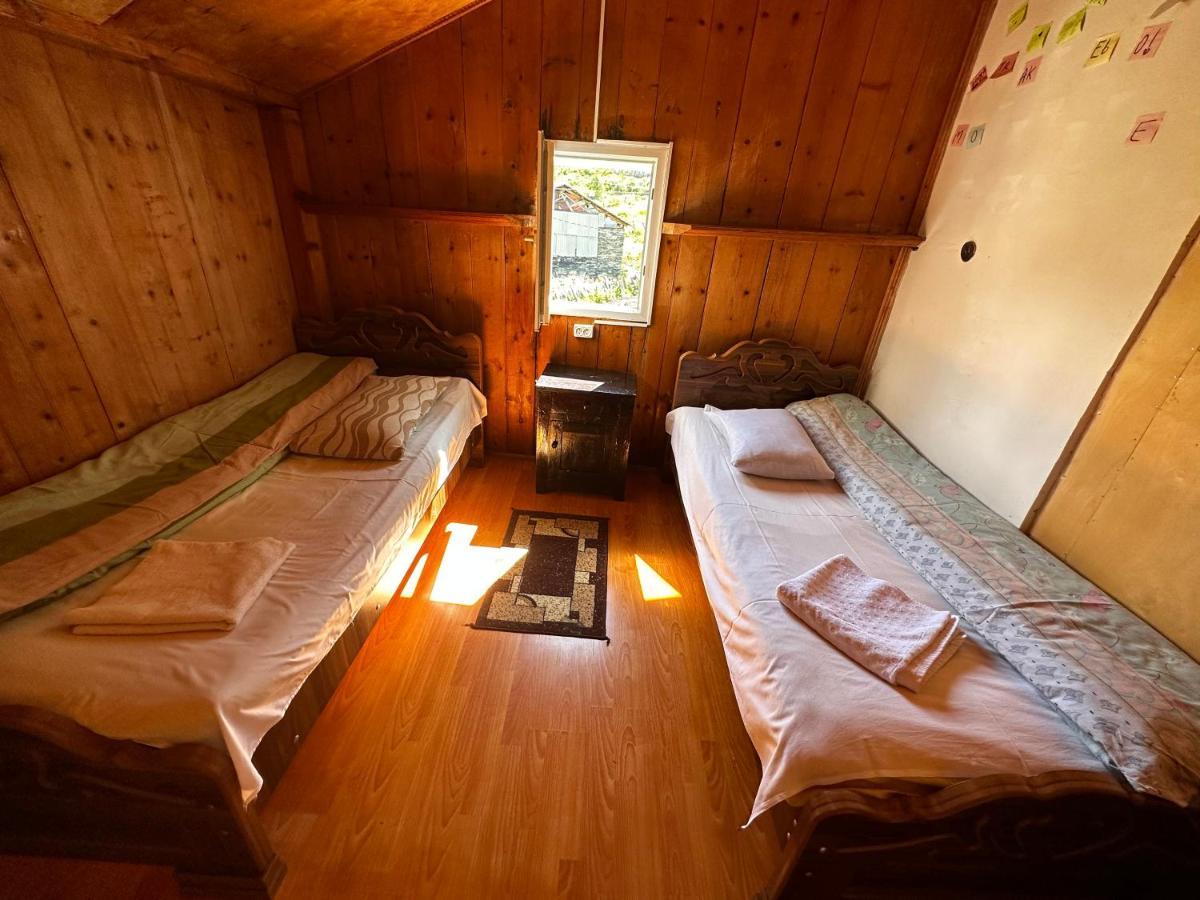 Guesthouse Angelina Ushguli Exterior photo